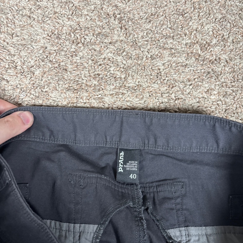 Prana Zion Mens Shorts Charcoal Gray Organic Cotton Blend Size 40 - Picture 4 of 9